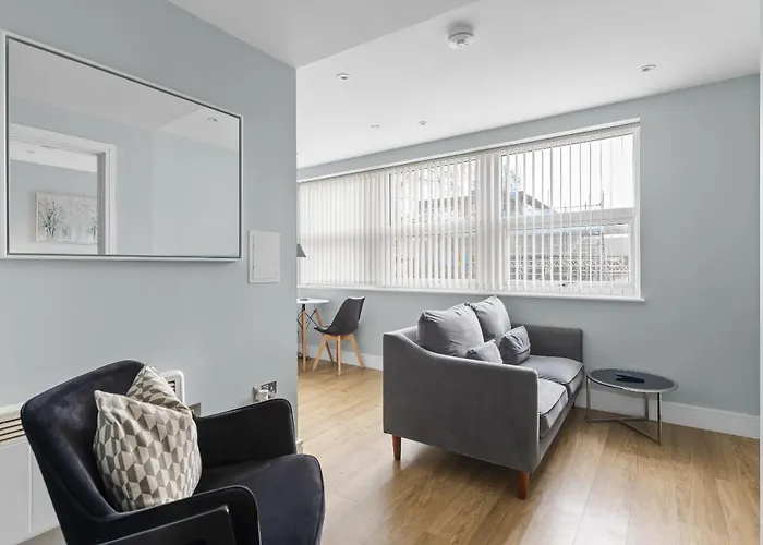 Luxurious One Bedroom Apartment In Bond Street, Chelmsford City Centre